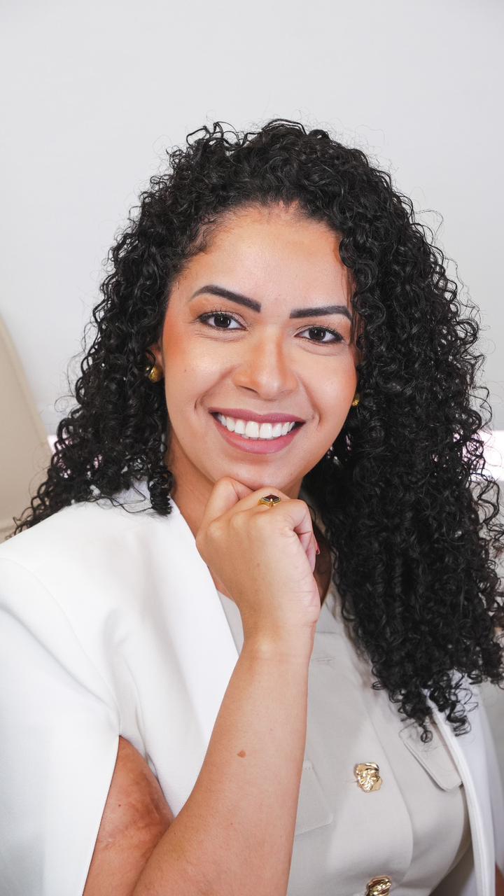 Dra. Ildália Aguiar